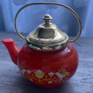 Vintage Avon bath teapot